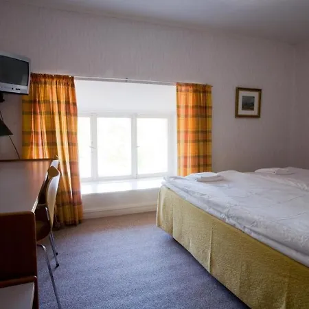 Viinakook * Kõrgessaare